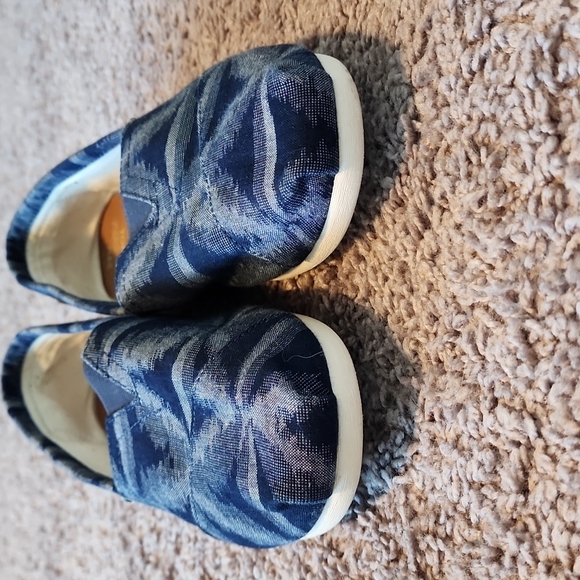 TOMS Cosmic Wonder Kurumekekasuri blue men's canvas shoes-8.5 - Picture 3 of 10